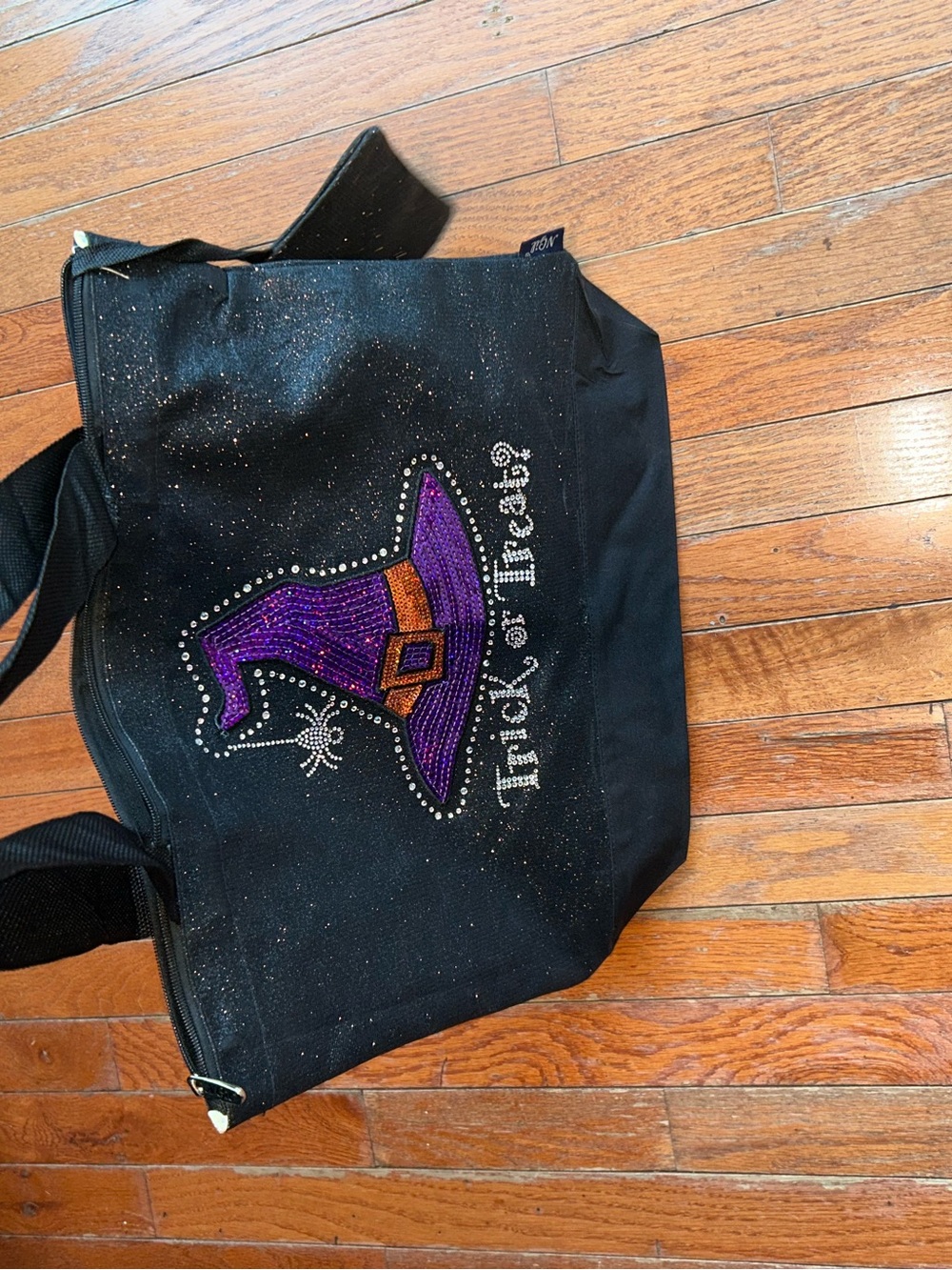 N-Gil Halloween Glitter Trick or Treat Tote Bag w/ Matching Wristlet - Picture 6 of 7